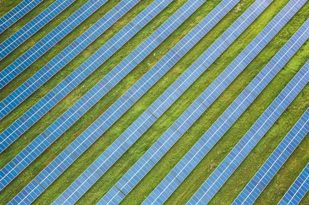 Impianto fotovoltaico a terra su ampia superficie